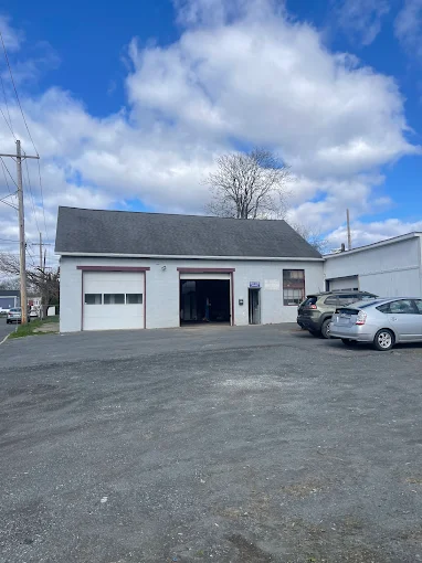 Exterior of the CR8 Autos repair shop at 2603 2nd Avenue in Watervliet, New York